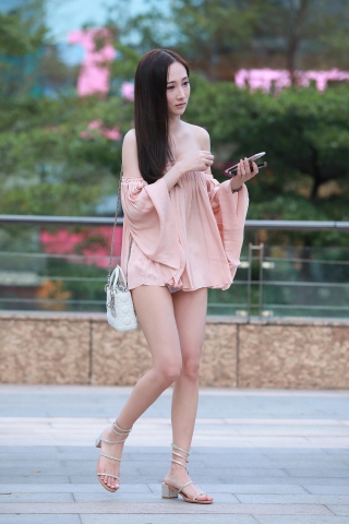 短裤，美腿，美女