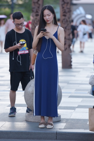 包臀裙美女