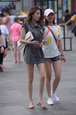 长腿美女