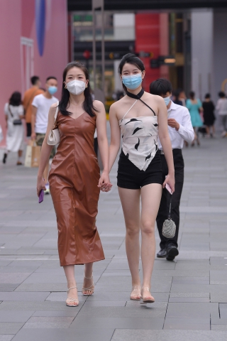 性感美腿好闺蜜~