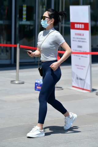 ★美丽瑜伽裤美女★