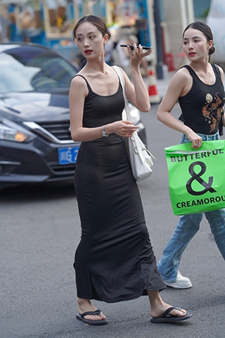 长裙美女