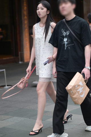 美腿女友